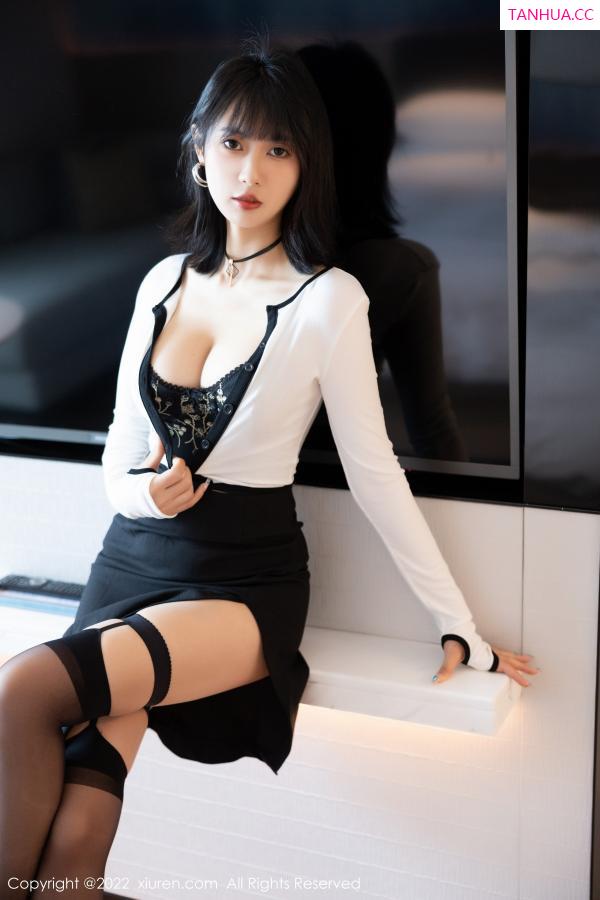 林子遥  [XiuRen]高清写真图 2022.12.13 No.5991 林子遥 黑丝美腿第9张图片